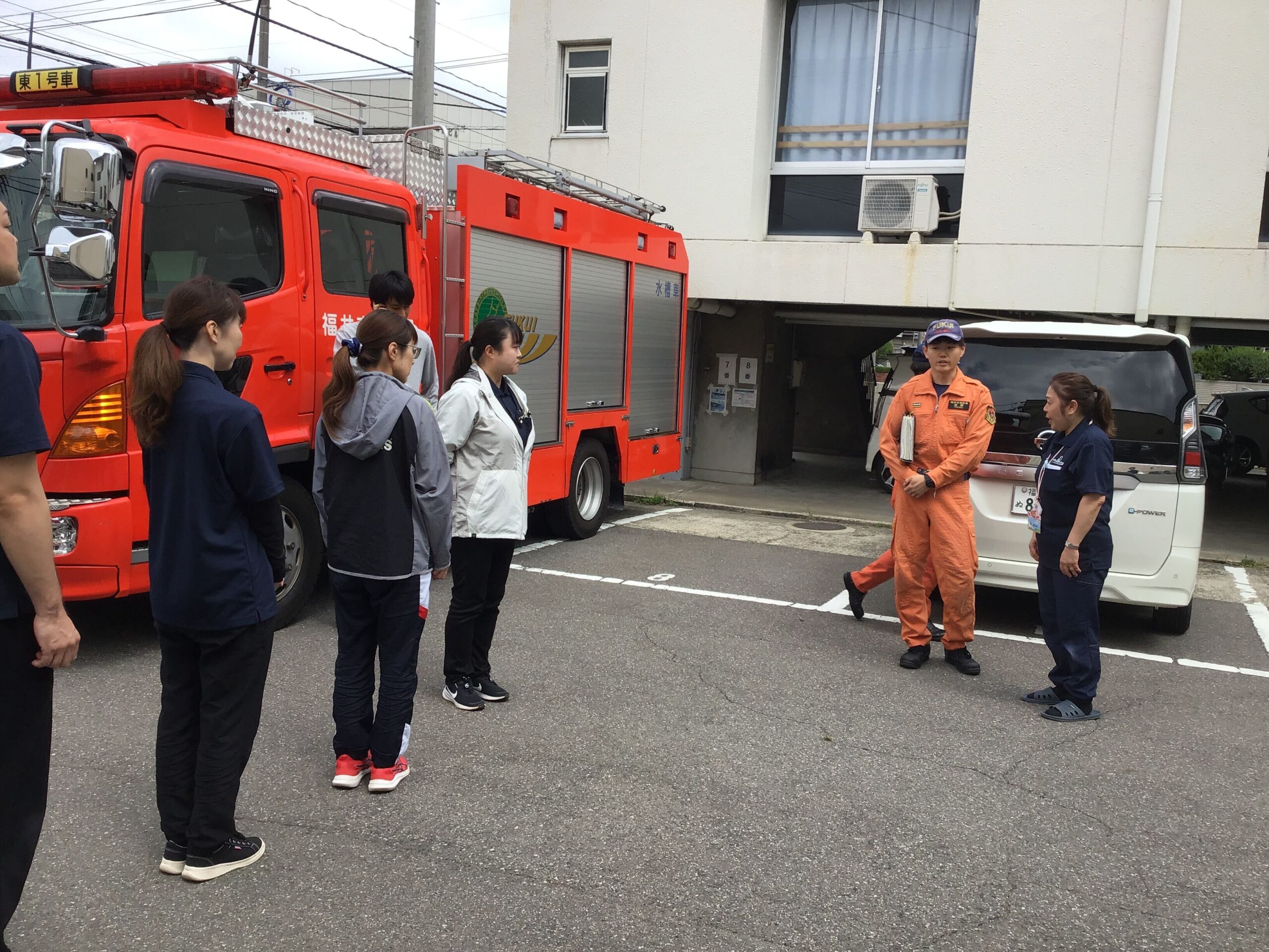 【法令遵守】消火・避難訓練を実施しました